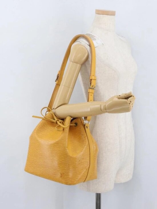Louis Vuitton Handbags - LOUIS VUITTON Epi Petit Noe Shoulder Bag Yellow M44109 LV Auth ka2883
